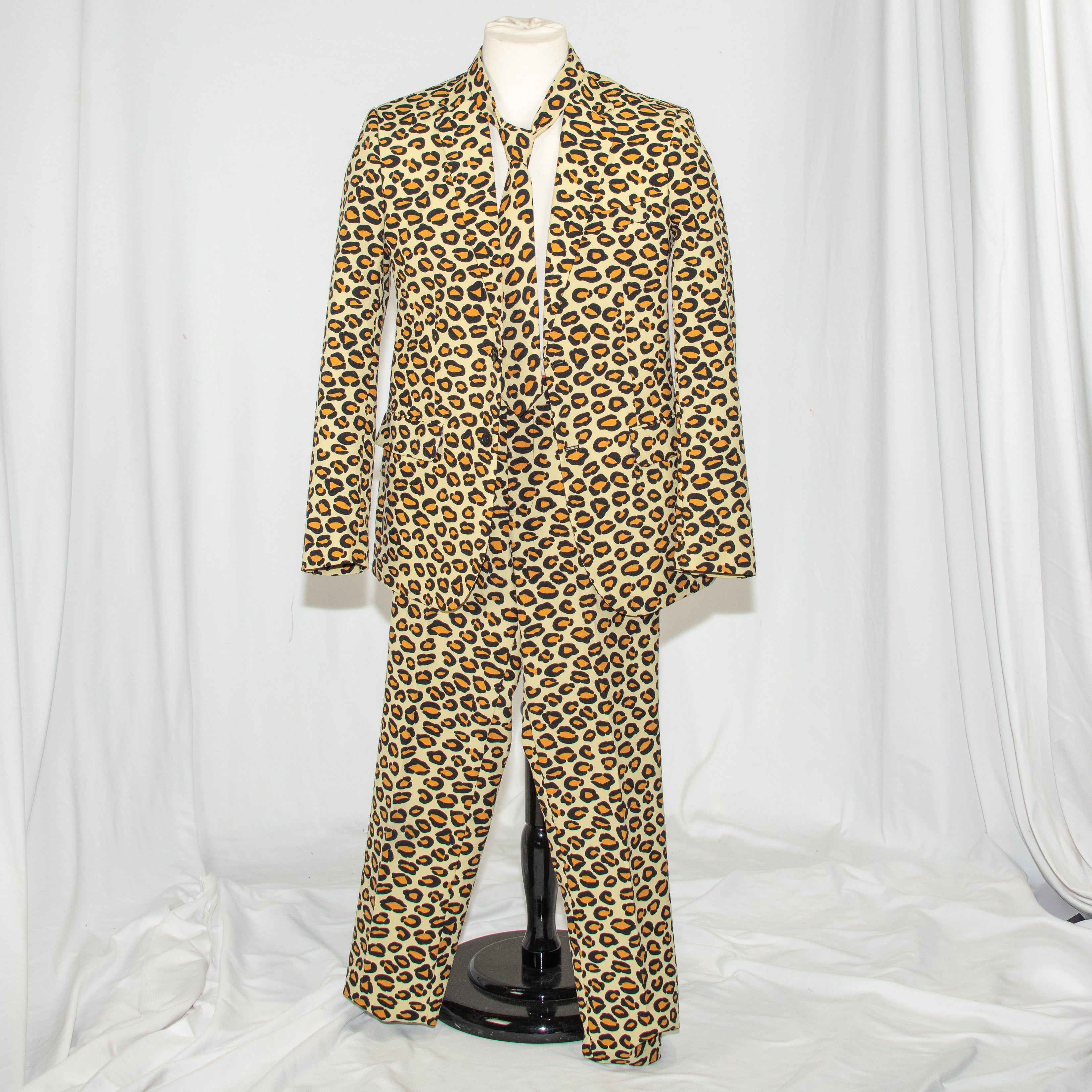 Leopard Print Suit 3-Piece Set with Tie